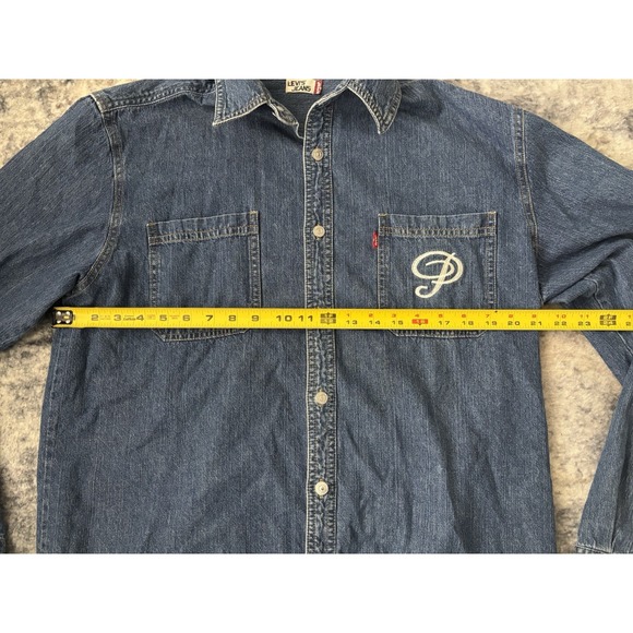 Vtg Levi's Jeans Denim Jean Shirt Metal Button Up Red Tab 90s Washed Levis - Picture 9 of 10